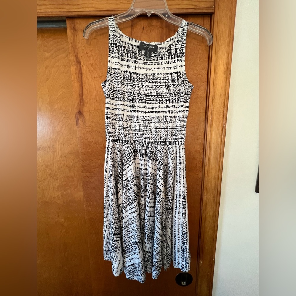 Women's Coercion Pull On Sleeveless Dress